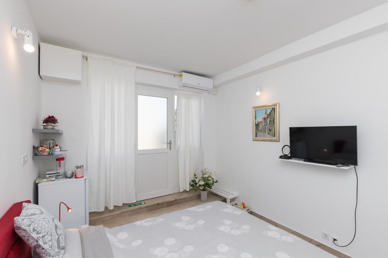 Apartment & Rooms Primi With Free Parking Dubrovnik Exterior photo